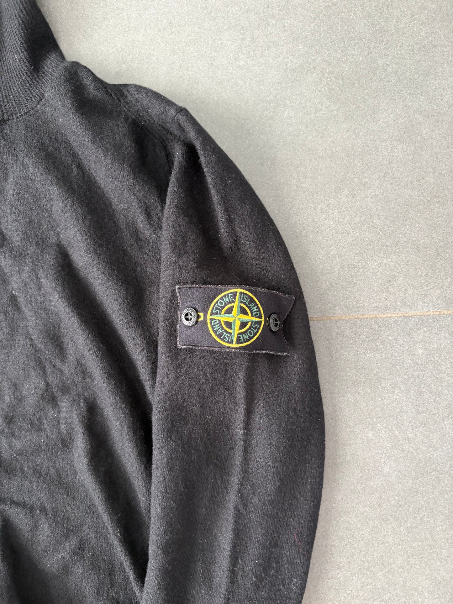 Stone island turtleneck black
