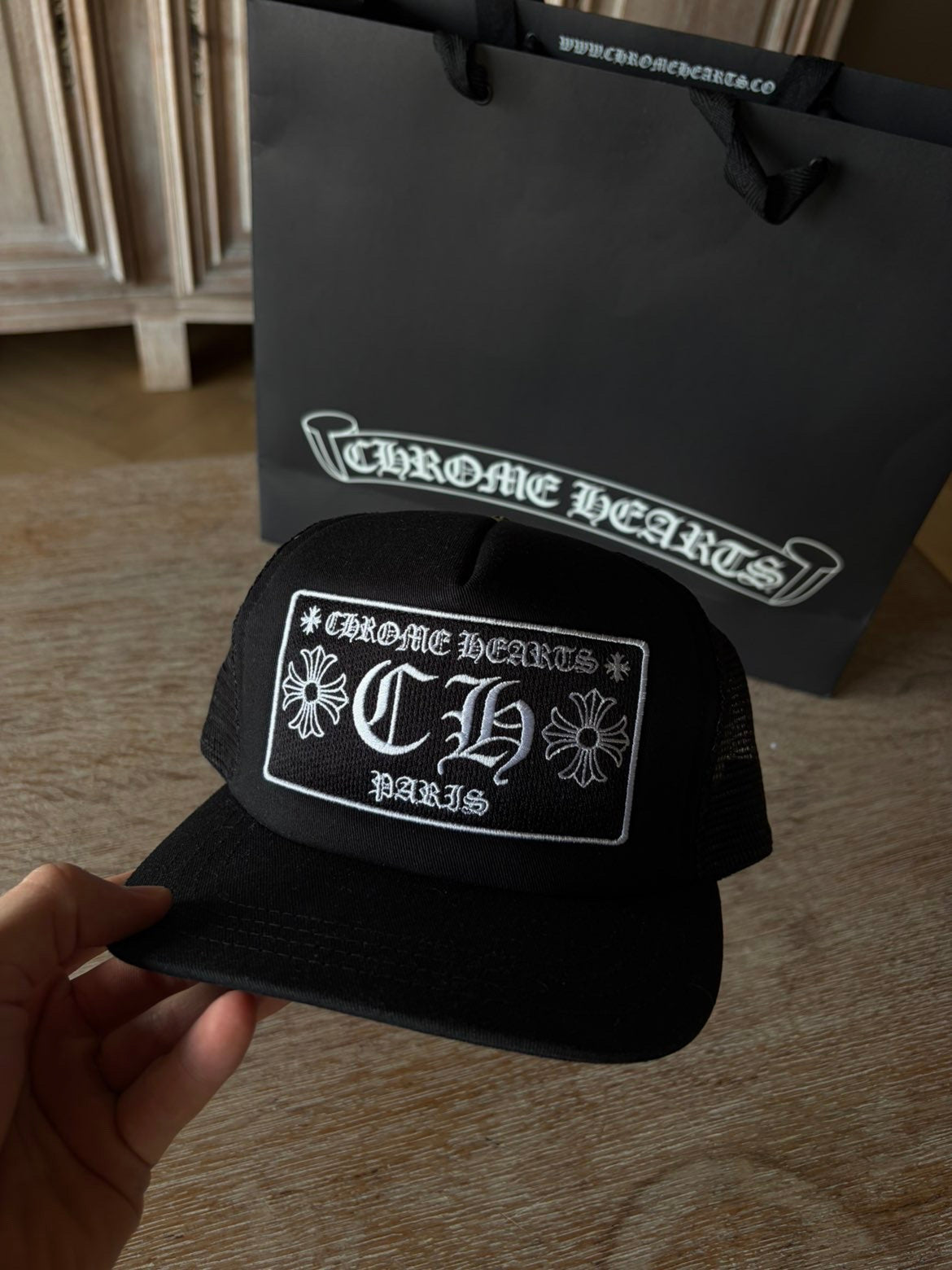 Chrome hearts paris trucker cap